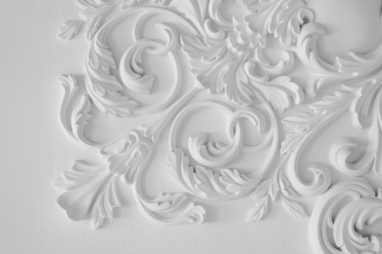 Luxury white wall design bas-relief with stucco mouldings roccoco element