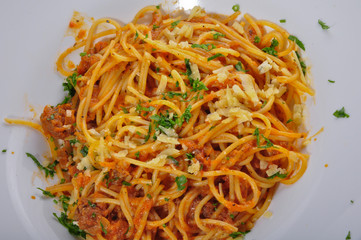 spaghetti with read sauce 