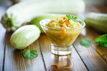 zucchini braised with vegetables