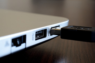 USB plug and slots