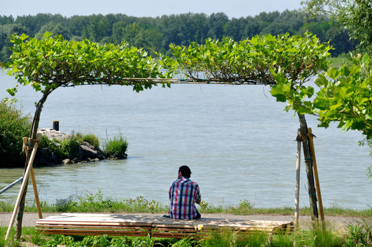 Parkbank an der Donau