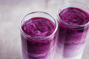 delicious ombre blueberry smoothie