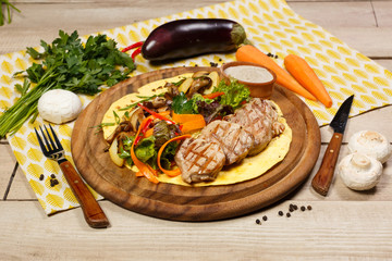 meat dish of beef of the restaurant sliced

