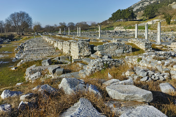 Obraz premium Columns in the archeological area of ancient Philippi, Eastern Macedonia and Thrace, Greece