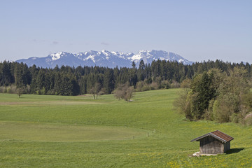 Fototapeta na wymiar Benediktenwandgebirge