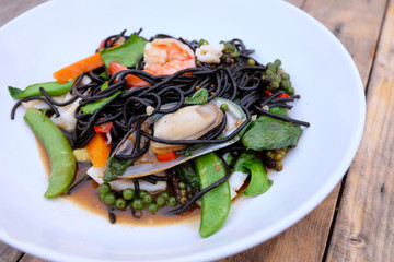 Spicy back spaghetti seafood.