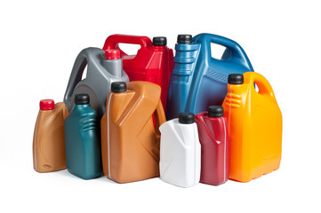 Plastic canisters for machine oil