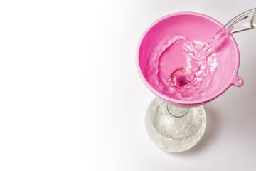 Device for pouring liquid into narrow places.