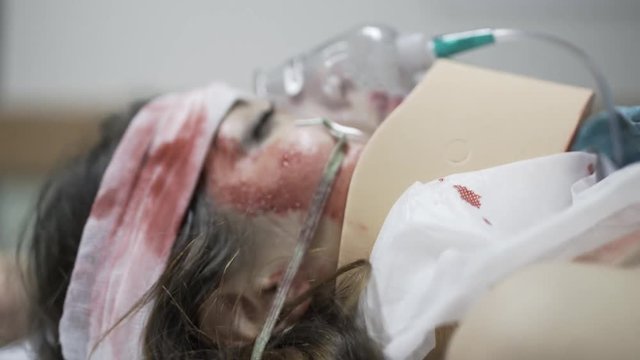Hospital emergency - Woman has got car accident