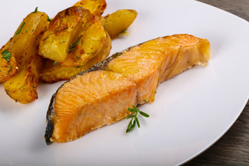Baked salmon with potato