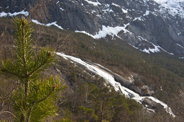 Norway / There are mountains plunging into the sea from hundreds of metres, fjords, tall mountain...