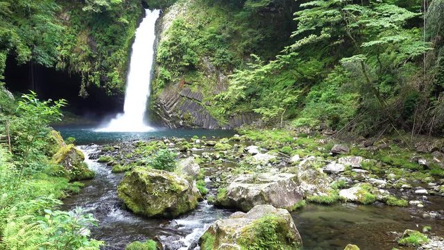 浄蓮の滝」の写真素材 | 330件の無料イラスト画像 | Adobe Stock