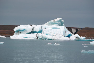 Islanda: iceberg nella laguna ghiacciata del Jokulsarlon il 19 agosto 2012. Jokulsarlon è un lago glaciale nel parco nazionale Vatnajokull 