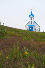 Islanda:la piccola chiesa del villaggio di Faskrudsfjordur, uno degli insediamenti più a est...