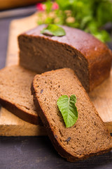 bread with  mint