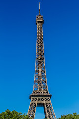 Fototapeta na wymiar Tour Eiffel (Eiffel Tower), Champ de Mars in Paris, 