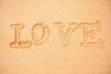 Love You in den sand geschrieben 