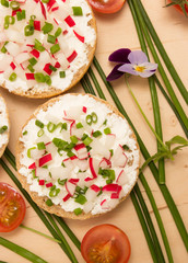 Obraz na płótnie Canvas buns with cottage cheese and fresh radish