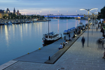 Szczecin - Bulwary Piastowskie wieczorem