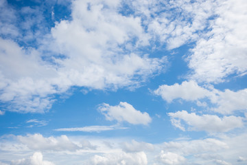 Obraz na płótnie Canvas The blue sky with white cloud as background