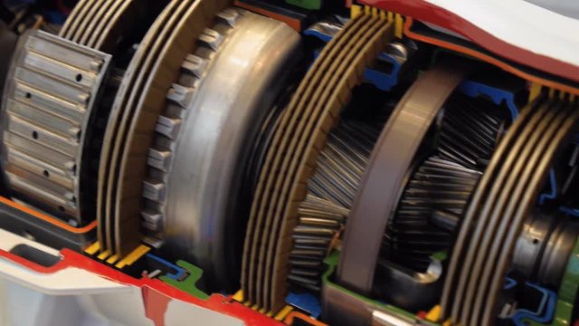 The internal structure of the 7-speed automatic transmission