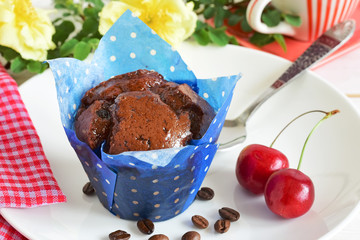 Cupcake in blue paper