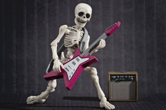 A Skeleton solo with his electric guitar