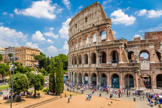 Fototapeta Colosseum with clear blue sky and clouds, Rome,Italy