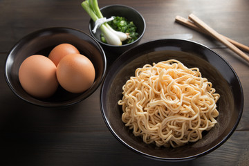 Instant noodles