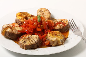Pesce palombo con peperoni