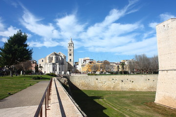 Veduta Duomo di Barletta dal castello