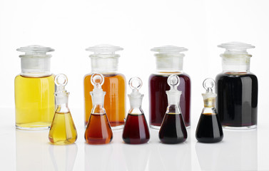 The laboratory glass container and liquid