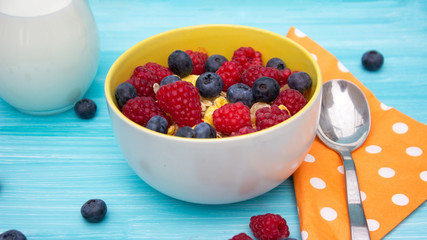 Healthy breakfast-cereals with berries