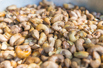 roasted cashews nut with peel
