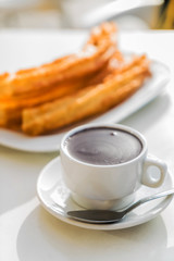 churros con chocolate
