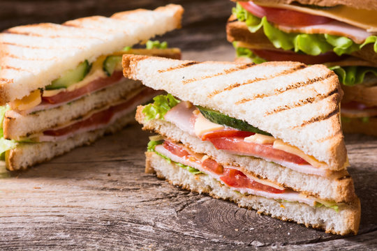 Freshly made clubsandwiches