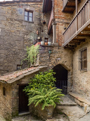 Fototapeta na wymiar Rincones de Rupit, pueblo medieval de Osona en Barcelona OLYMPUS DIGITAL CAMERA