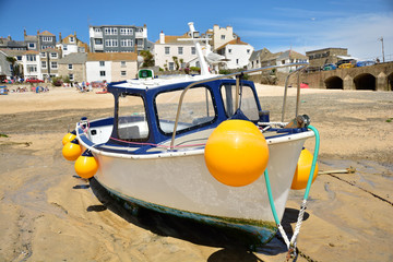sailing boat
