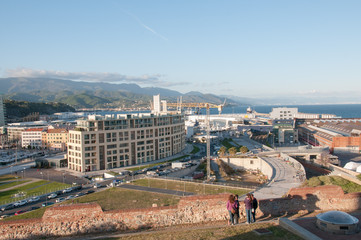 Savona, area della zona portuale del centro città vista dal castello del Priamar © mghidoli