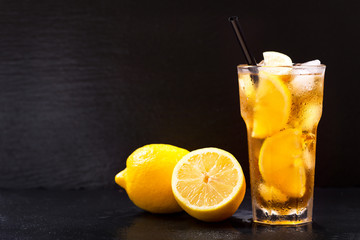 glass of lemon iced tea