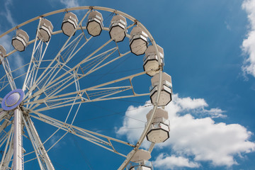 Karusell auf dem Jahrmarkt