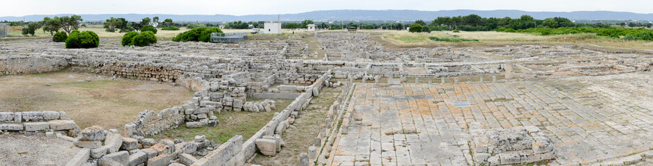 Fototapeta na wymiar Ancient Roman ruins of Egnazia on Puglia