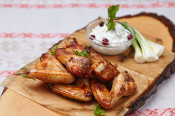 chicken wings with sauce