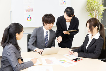 businesspeople meeeting in the office
