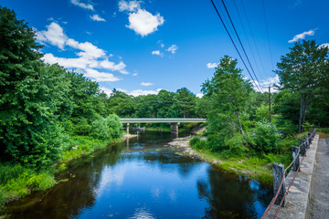 Fototapeta premium Bridges over the Suncook River, in Allenstown, New Hampshire.