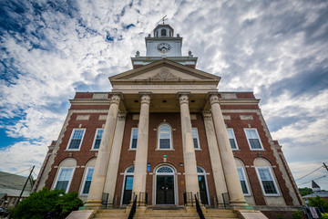 Fototapeta na wymiar City Hall, in Dover, New Hampshire.