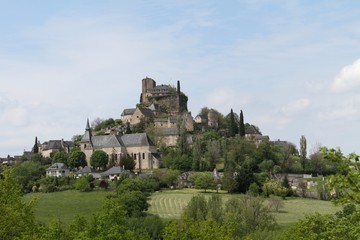Fototapeta na wymiar Turenne,village classé plus beau village de France en corrèze