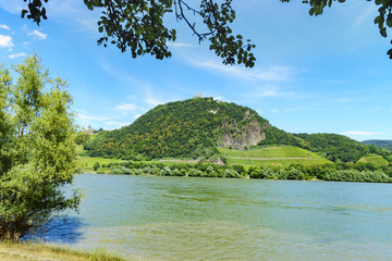 Wandern an Rhein und Drachenfels