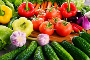 Composition with variety of fresh organic vegetables