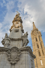 Fototapeta na wymiar Holy Trinity Column and Matyas Church in Budapest, Hungary